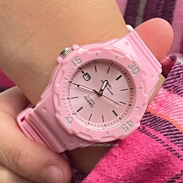 ساعت مچی زنانه کاسیو مدل CASIO-LRW-200H-4E4V