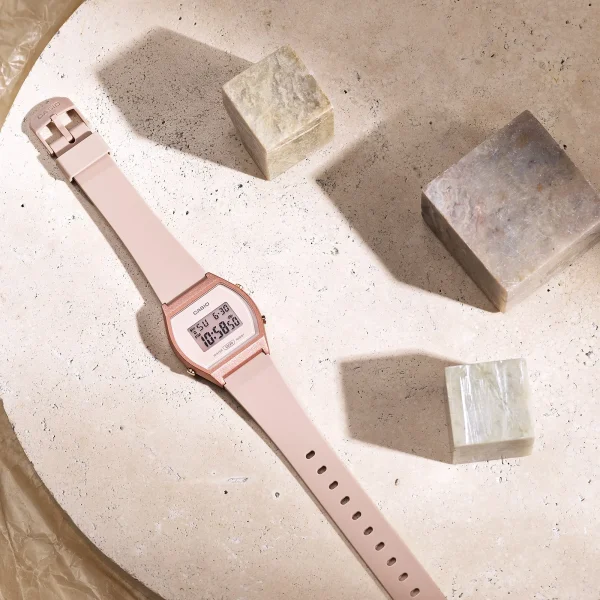 ساعت مچی زنانه وینتیج کاسیو مدل CASIO LW-204-4ADF