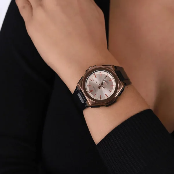 ساعت مچی زنانه کاسیو مدل CASIO - LWA-300HRG-5EVDF