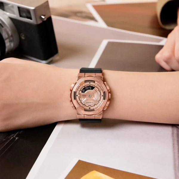 ساعت مچی زنانه جی شاک کاسیو مدل G-SHOCK GM-S110PG-1ADR