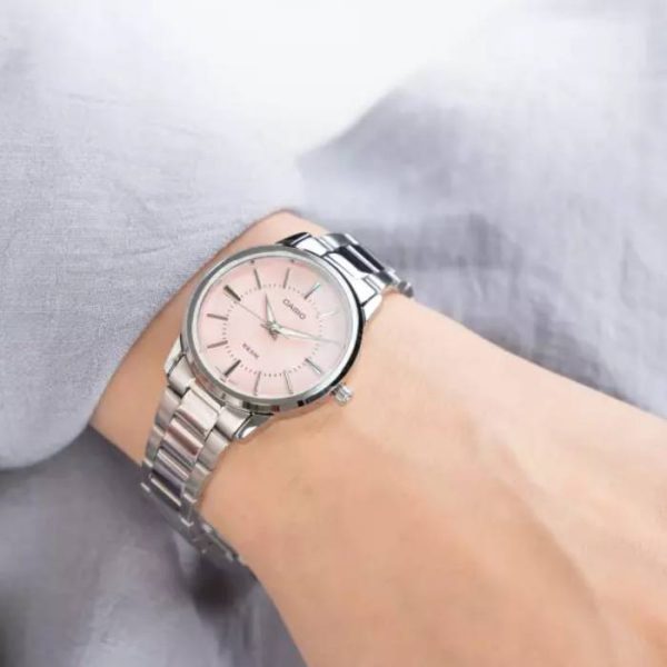 ساعت مچی زنانه کاسیو مدل CASIO LTP-1303D-4A