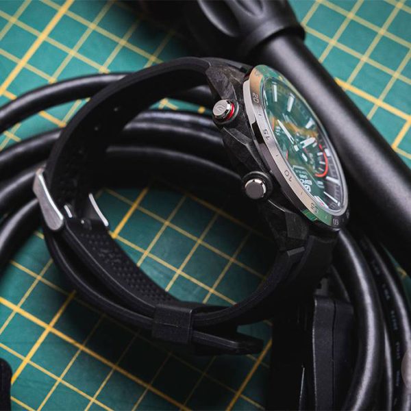 ساعت مچی مردانه EDIFICE مدل CASIO ECB-2200P-1ADF