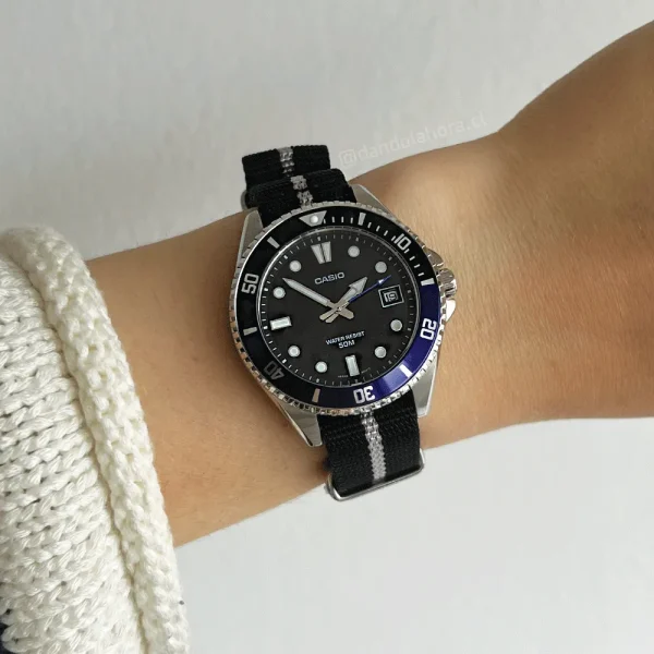 ساعت مچی زنانه کاسیو مدل CASIO MDV-10C-1A2