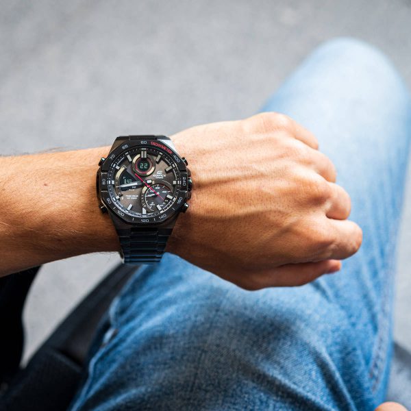 ساعت مچی مردانه EDIFICE مدل CASIO - ECB-950DC-1ADF
