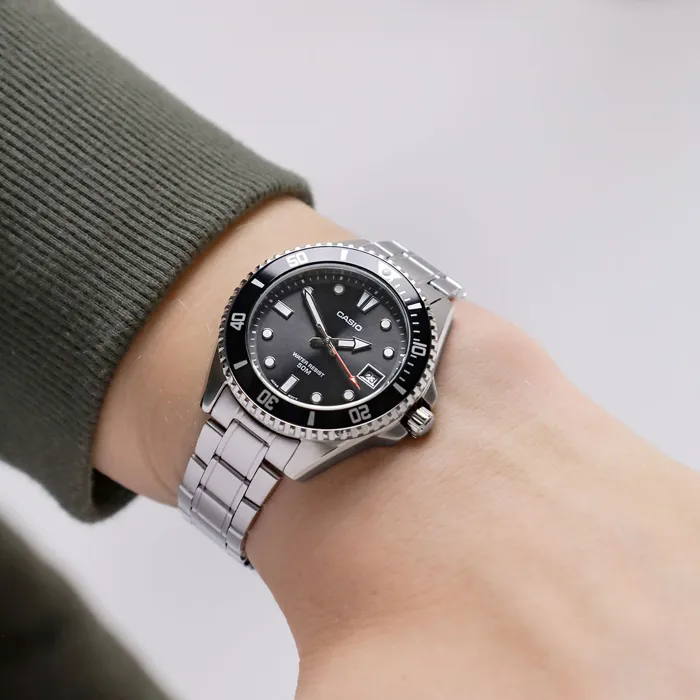 ساعت مچی زنانه کاسیو مدل MDV-10D-1A1VDF