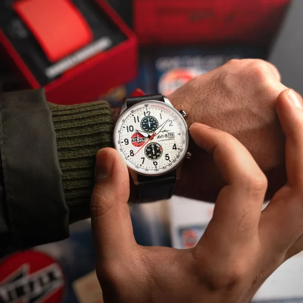 ساعت مچی مردانه ای وی ایت AVI-8 مدل AV-4011-1C