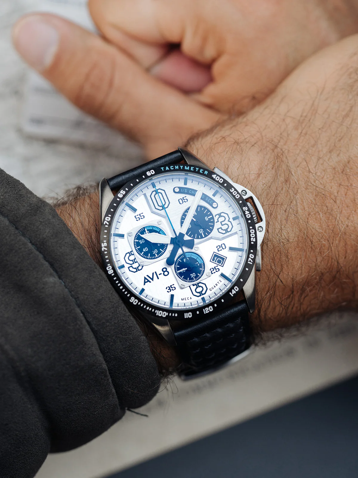 ساعت مچی مردانه ای وی ایت AVI-8 مدل AV-4077-01