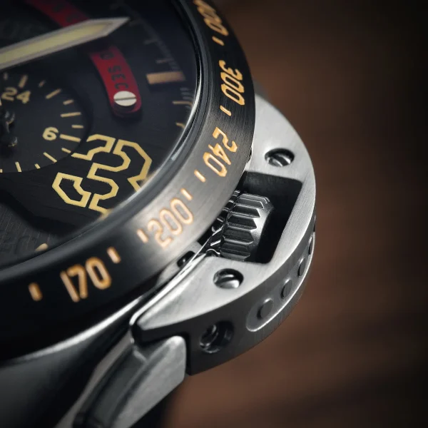 ساعت مچی مردانه ای وی ایت AVI-8 مدل AV-4077-02