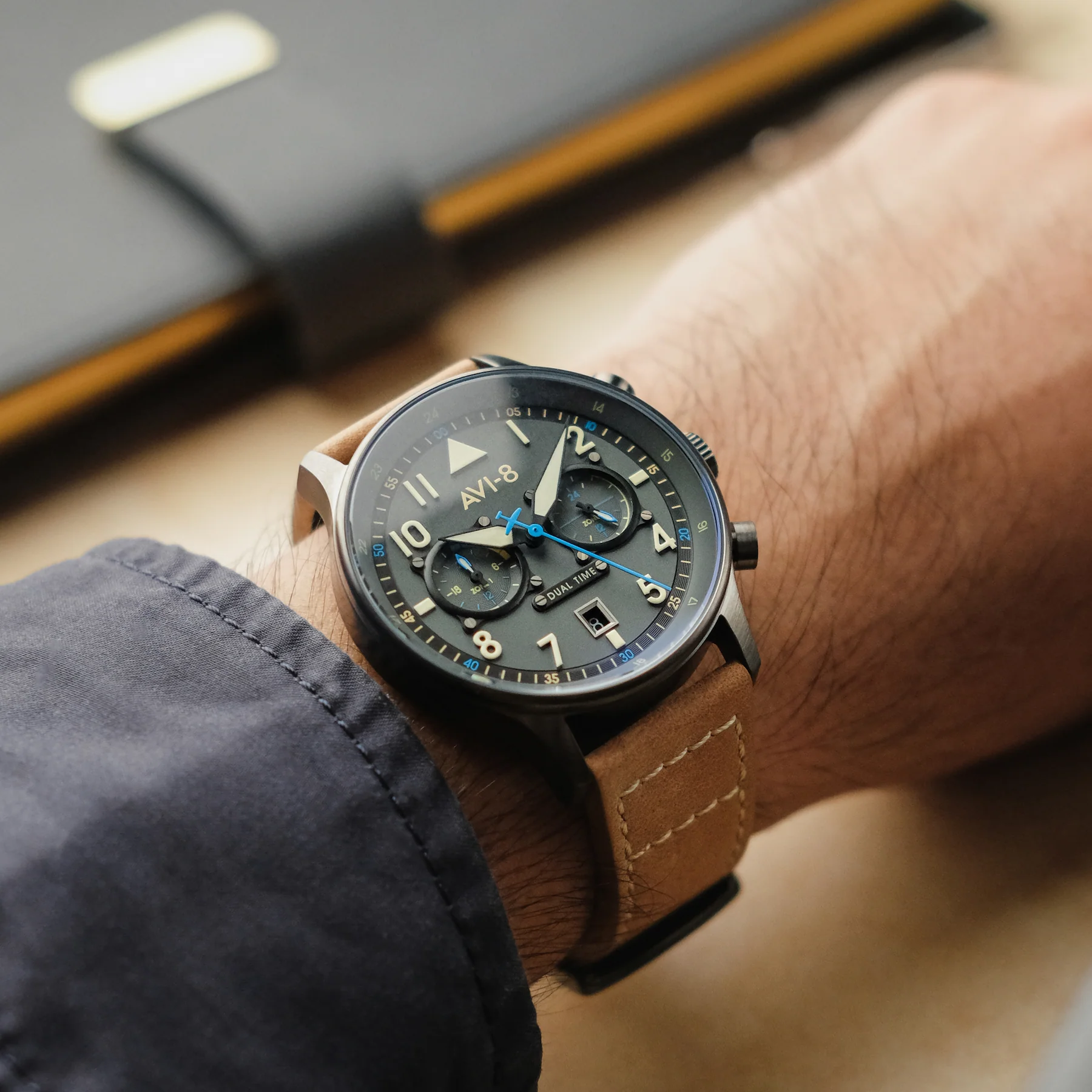 ساعت مچی مردانه ای وی ایت AVI-8 مدل AV-4088-04