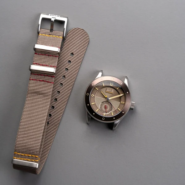 ساعت مچی اسپرت ای وی ایت AVI-8 مدل AV-4112-03