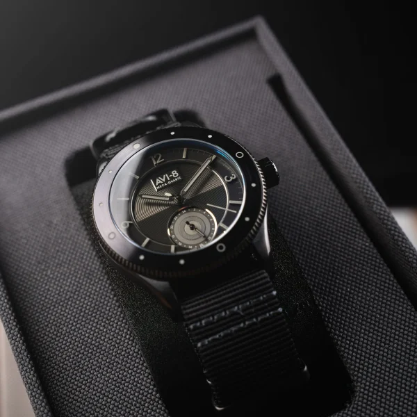 ساعت مچی اسپرت ای وی ایت AVI-8 مدل AV-4112-05