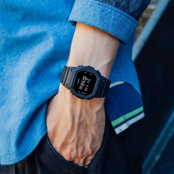 ساعت مچی اسپرت جی شاک کاسیو مدل G-SHOCK DW-5600UBB-1DR