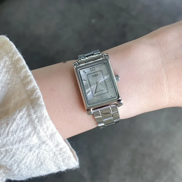 ساعت مچی زنانه کاسیو مدل CASIO LTP-1234DD-2ADF