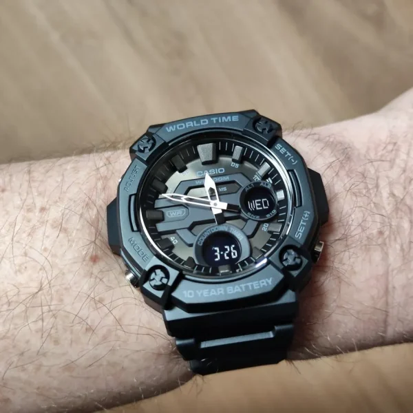 ساعت اسپرت کاسیو مدل AEQ-120W-1BVDF