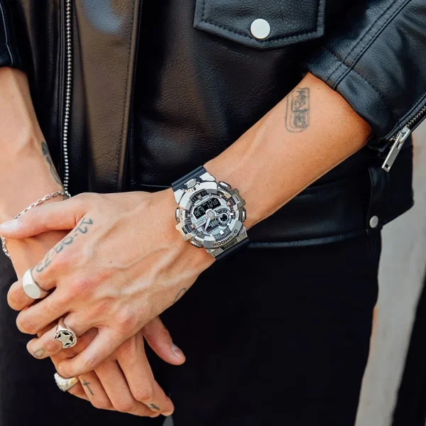 ساعت کاسیو جی شاک مدل GM-700-1A