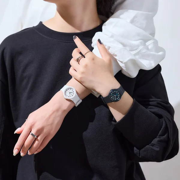 ساعت کاسیو زنانه مدل LQ-24B-1BDF