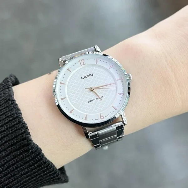ساعت کاسیو زنانه مدل LTP-VT04D-7ADF