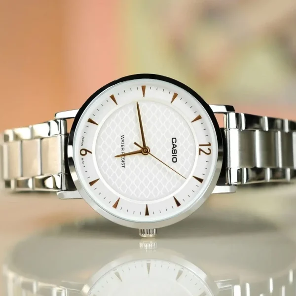 ساعت کاسیو زنانه مدل LTP-VT04D-7ADF