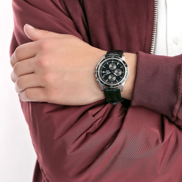 ساعت کاسیو ادیفایس مدل EFR-526L-1AVUDF